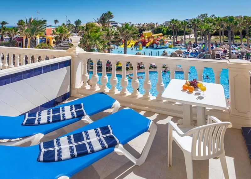 Mediterraneo Bay Hotel & Resort ロケタス・デ・マル エクステリア 写真