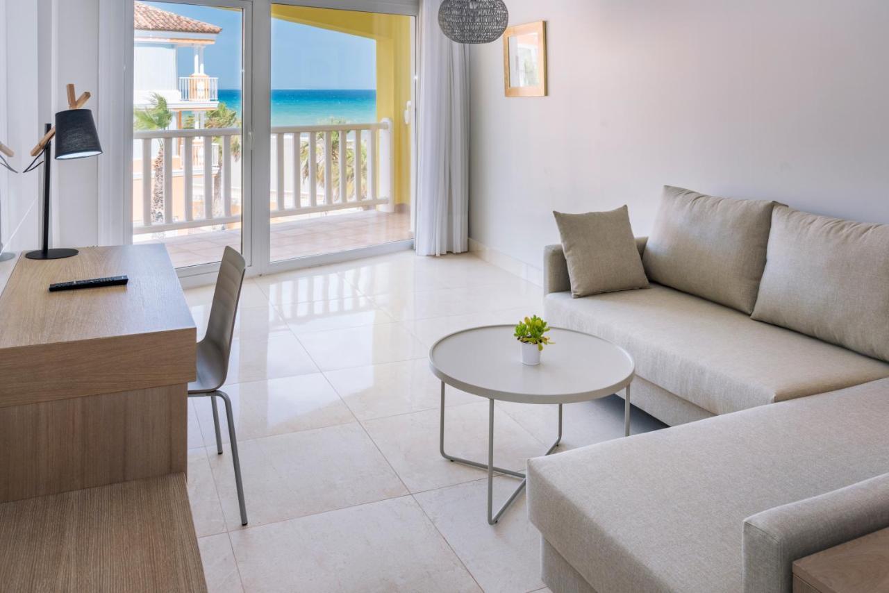 Mediterraneo Bay Hotel & Resort ロケタス・デ・マル エクステリア 写真