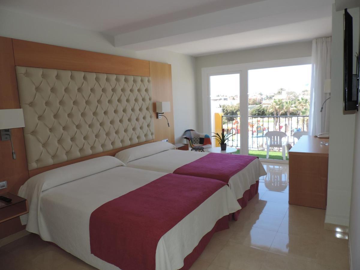 Mediterraneo Bay Hotel & Resort ロケタス・デ・マル エクステリア 写真