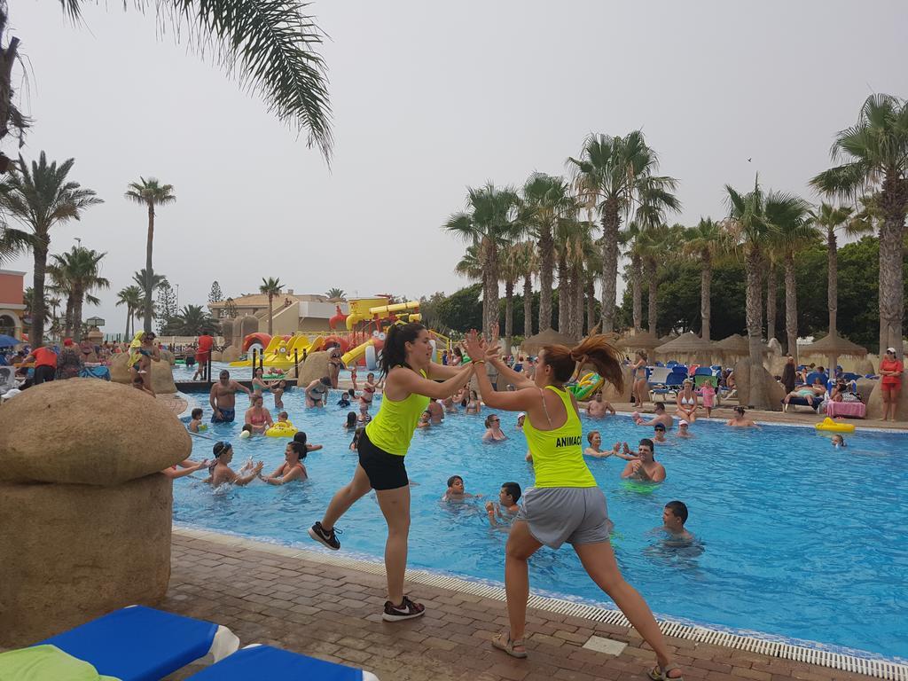 Mediterraneo Bay Hotel & Resort ロケタス・デ・マル エクステリア 写真
